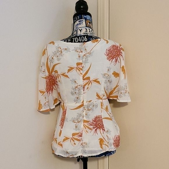 MINKPINK Top - Picture 4 of 5